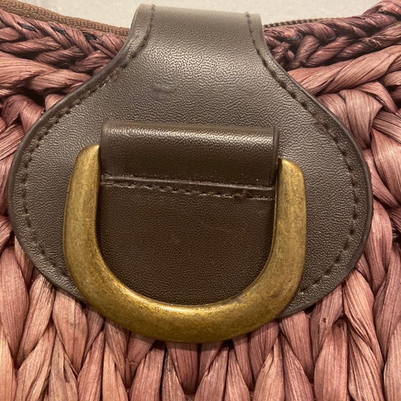 SUN N’ SAND THICK STRAW WOVEN PURSE HANDBAG ZIP CLOSURE & MAGNETIC CLASP EUC - Picture 2 of 7